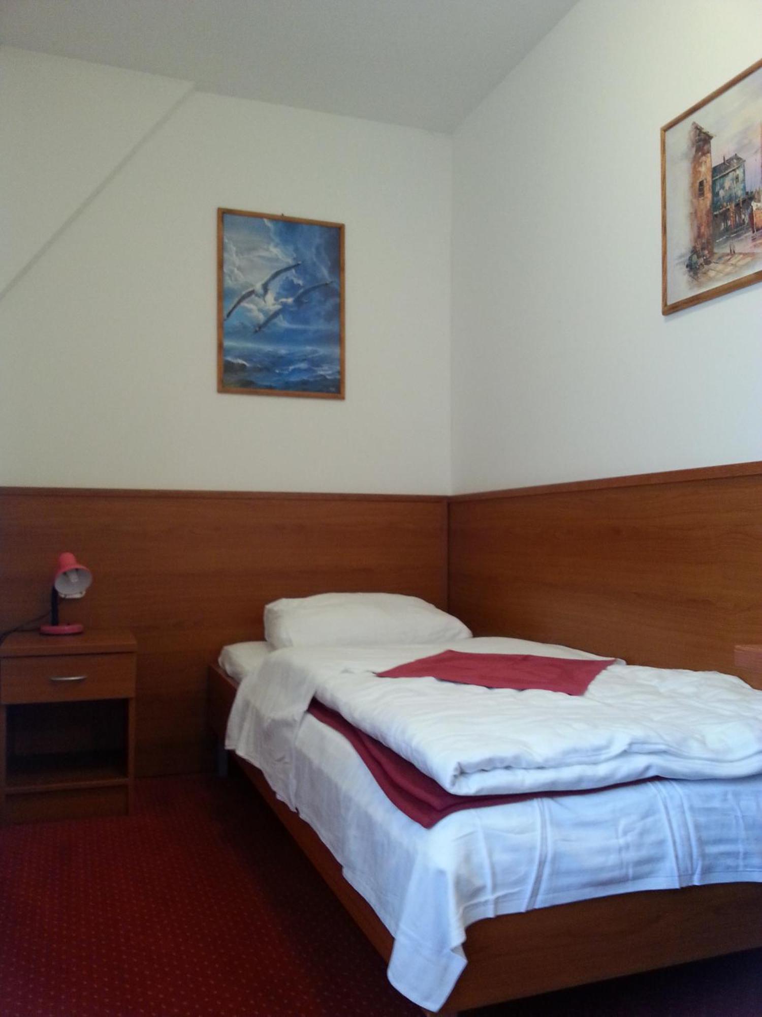Hotel Mirni Kutak Otočac Δωμάτιο φωτογραφία